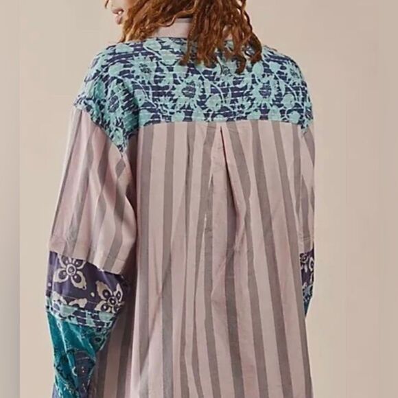 New Free People Wild Dunes Stripe Shirt size S
NWT retail $ 198 - Picture 2 of 8